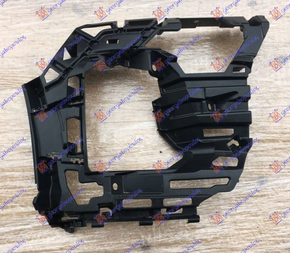 Mbajtëse anësore plastike e parakolpit të përparmë (GTi/GTD)