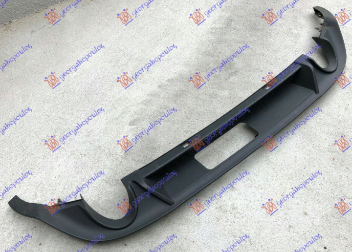 Spoiler i parakolpit të pasmë (GTi)