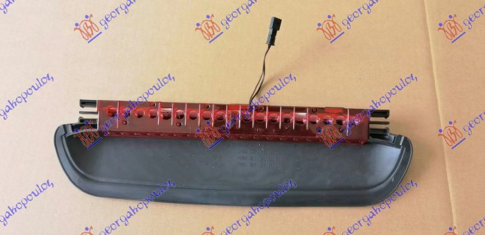 Dritë e tretë stop LED