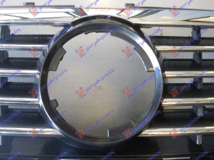 Maskë pvc/grilë komplet (krom/rrjet me ngjyrë të zezë) (me hapje për sensor parkimi) hapje për Stema 150mm