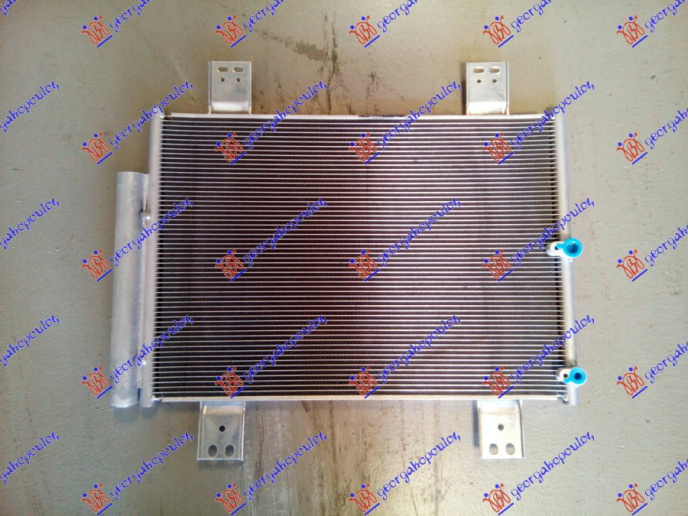 Radiator i kondicionerit 1.3-1.5 benzinë (485x350x16)