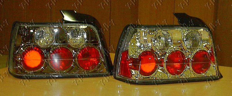 Drita stop set (lexus) të errëta