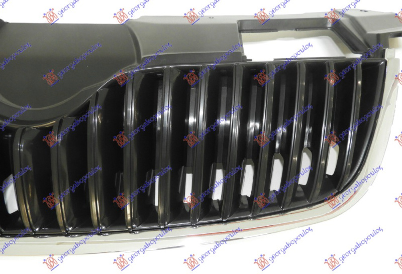 Maskë pvc / grilë ( shirit I poshtëm prej kromi)