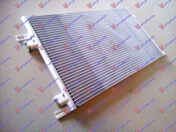 Radiator i kondicionerit benzinë/dizel (60x36)