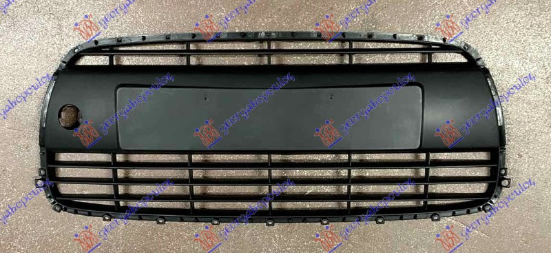 Grilë qendrore në parakolpin e përparme (Origjinal)