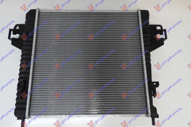 Radiator për motor benzinë 3.7 V6 (marsh automatik) (me/pa kondicioner) (50,5x50,8)