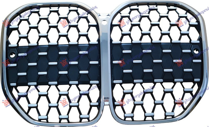 Maskë pvc/grilë DIAMOND (me ngjyrë të zezë/e argjendtë/krom) (me 2 sensorë parkimi) (me hapje për kamerë)