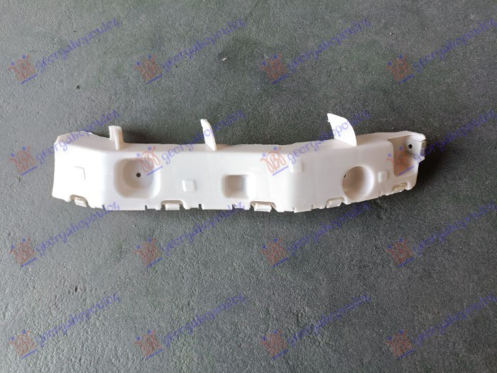 Shtërngues/mbajtës në parakolpin e pasëm plastik