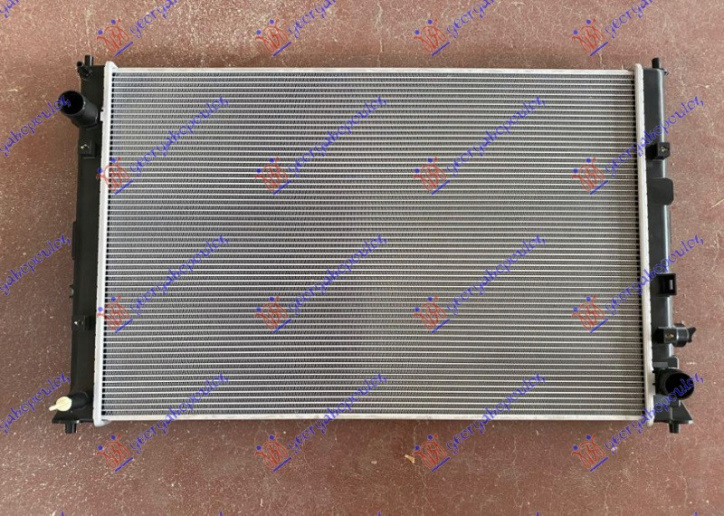 Radiator për motor 1.0-1.5 VTEC benzinë (675x440x26)