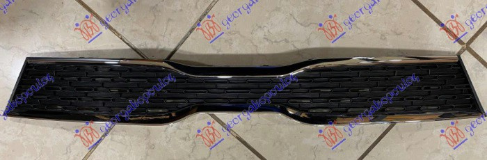 Maskë pvc/grilë me shirit krom sport