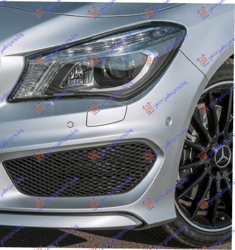 Grilë në parakolpin e përparmë (AMG-LINE)