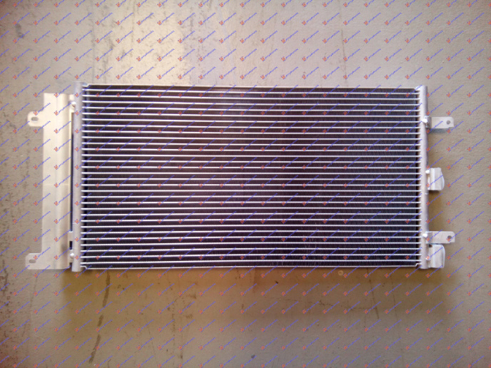 Radiator i kondicionerit (56.5x30.8x1,6) 1.4cc 8V