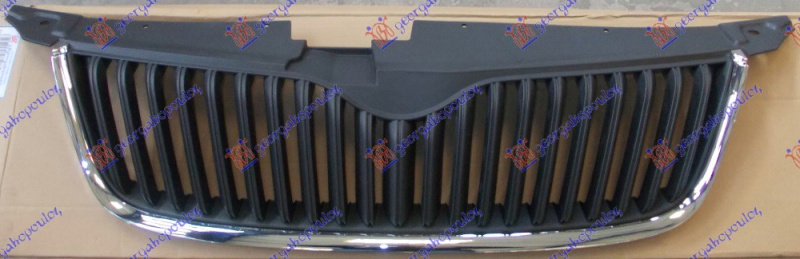 Maskë pvc/grilë komplet me kornizë krom