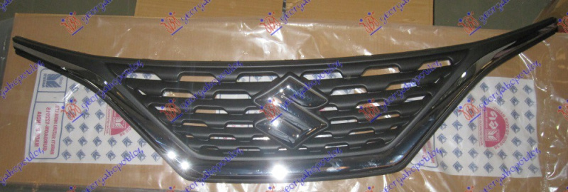 Maskë pvc/grilë krom/me ngjyrë të zezë