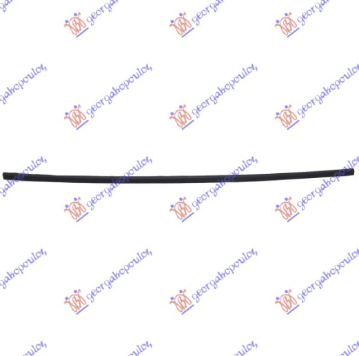 Shirit në grilën e parakolpit të përparmë me ngjyrë të zezë