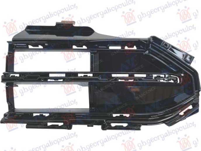 Grilë në parakolpin e përparmë e ngjyrosur me të zezë