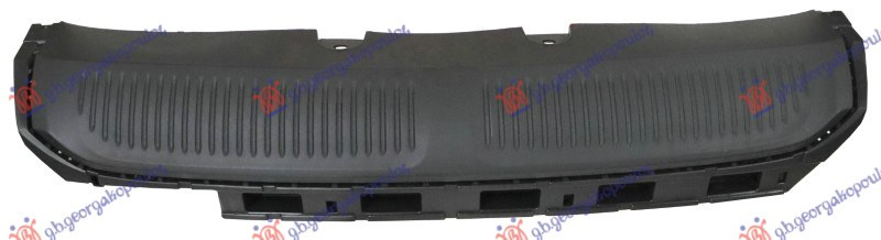 Spoiler i poshtëm në parakolpin e pasëm me ngjyrë të zezë